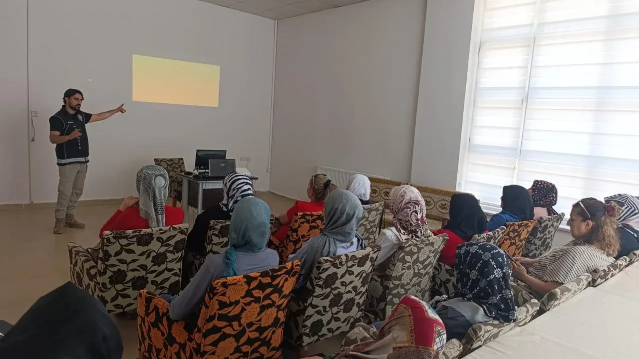 Malatya Vefa Konağında anneler bağımlılıkla mücadeleyi öğrendi