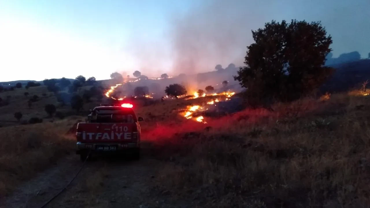 Malatya İtfaiyesi yaz tehlikelerine karşı harekete geçti