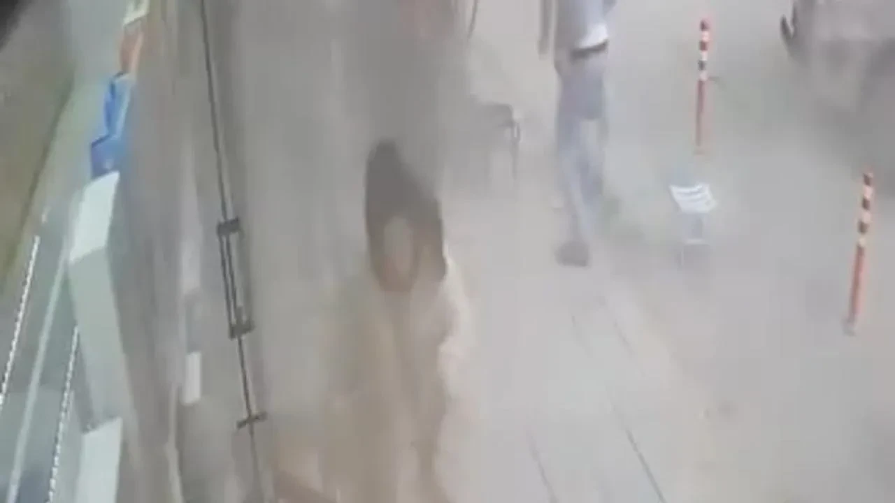 Malatya İnönü Caddesinde patlayan tır lastiği paniğe neden oldu