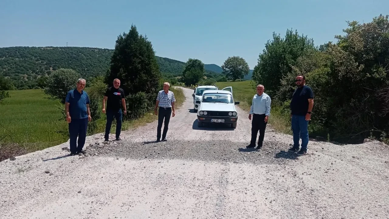 Kütahya Yumaklı Kozluca köy yolu yenileniyor