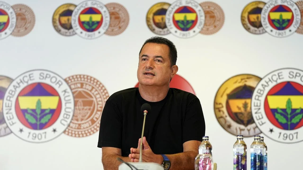 Acun Ilıcalı Fenerbahçe yönetim kurulundan ayrıldı