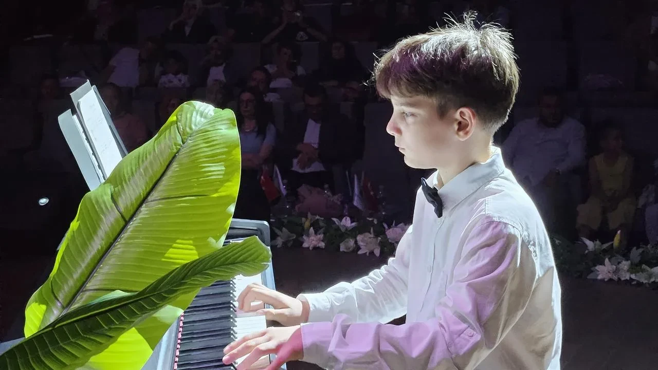 Başiskele Müzik Okulları öğrencileri mezuniyet konseri verdi