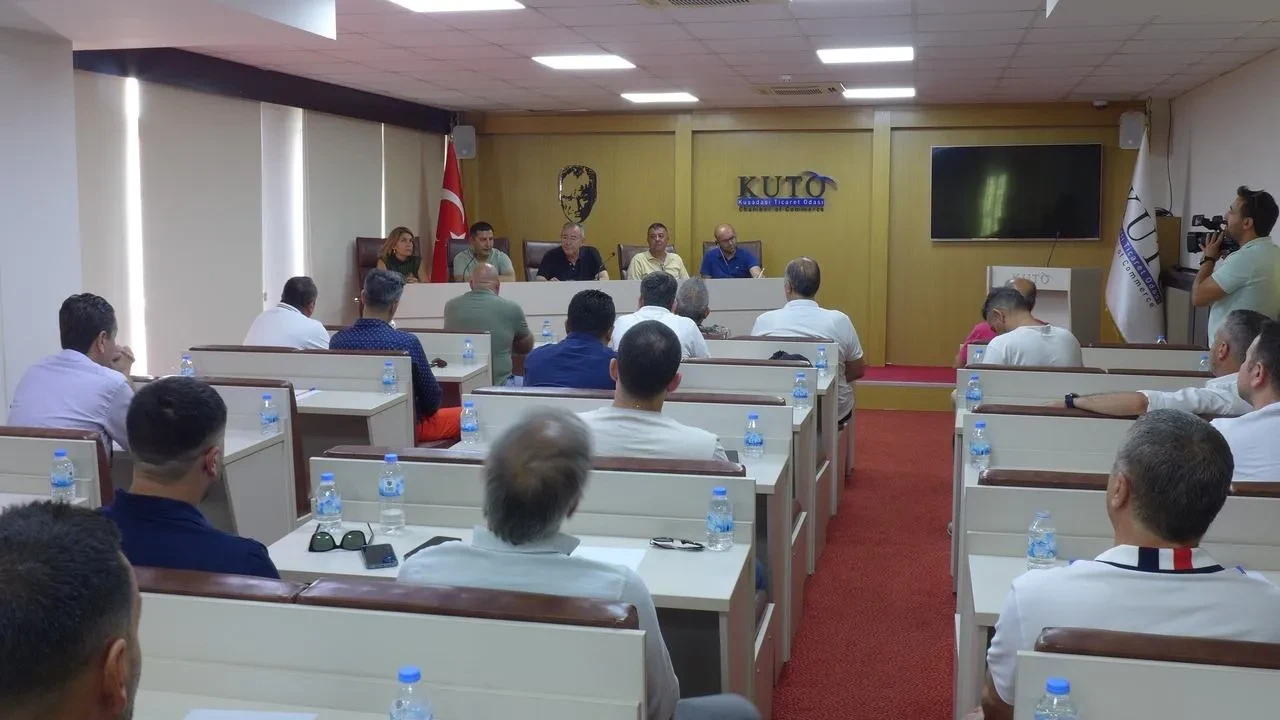 Kuşadası gemi turizmi için sektör temsilcileri buluştu