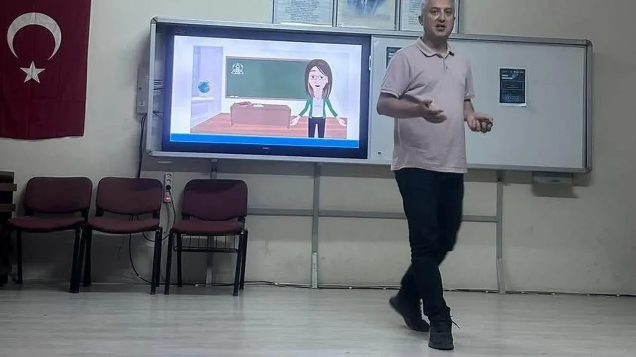 Sarıgöl ilkokul öğretmenleri biçimlendirici değerlendirme eğitimi aldı