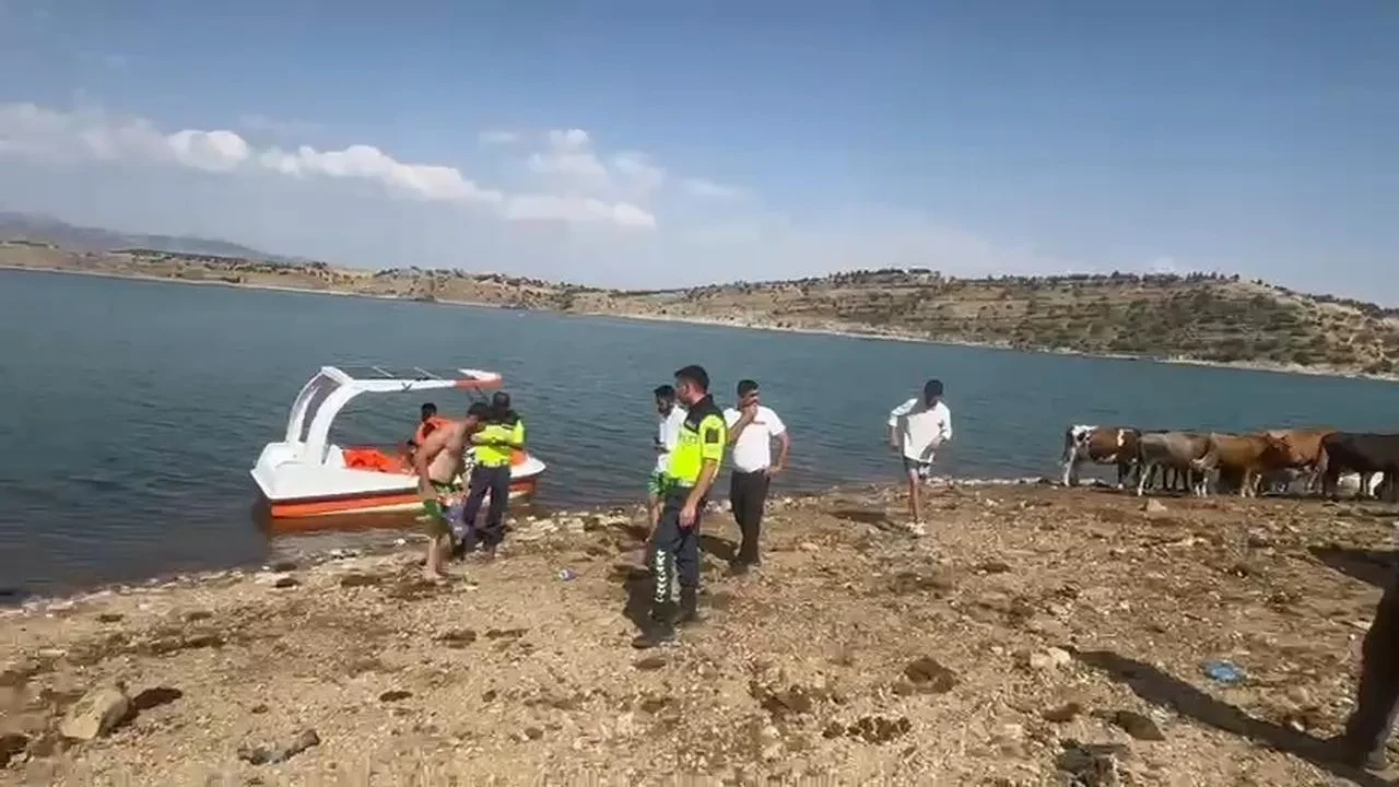 Diyarbakır Malabadi Barajında duba boğulma paniği yarattı