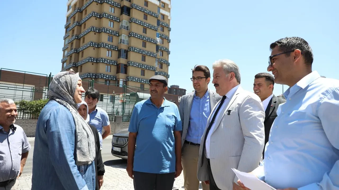 Melikgazi Belediyesi Yıldırım Beyazıt Mahallesini parka dönüştürüyor