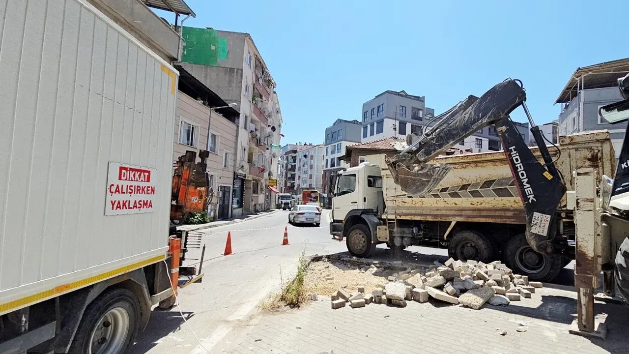 Mudanya Şehit Hakan Tamaç Caddesi yenileniyor