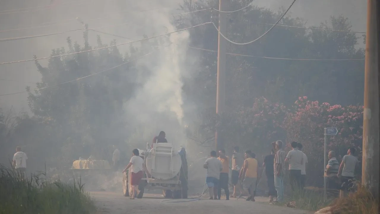 Antalya Aksu orman yangını 4 saatte söndürüldü