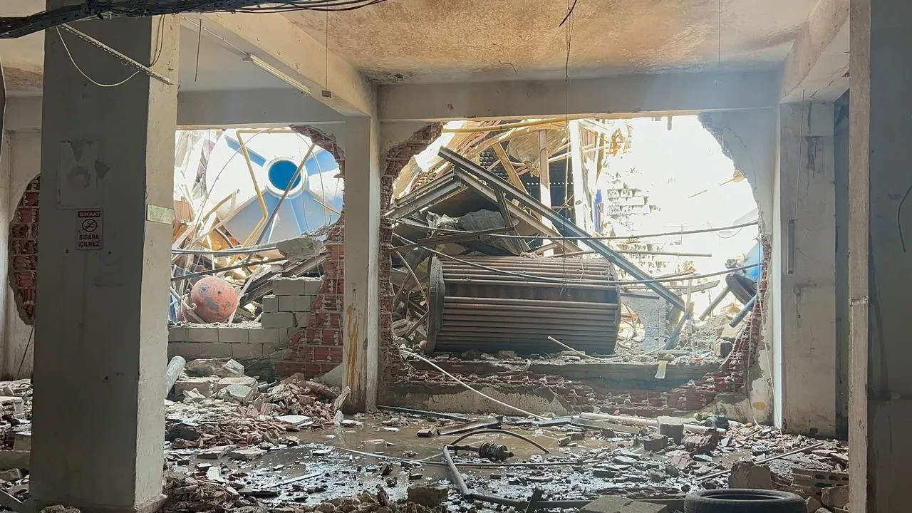 Güngören kot atölyesindeki buhar kazanı feci patladı