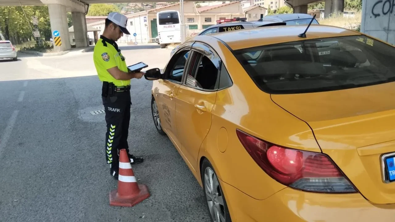 Zonguldak emniyet güçleri bir haftada 64 şüpheli yakaladı