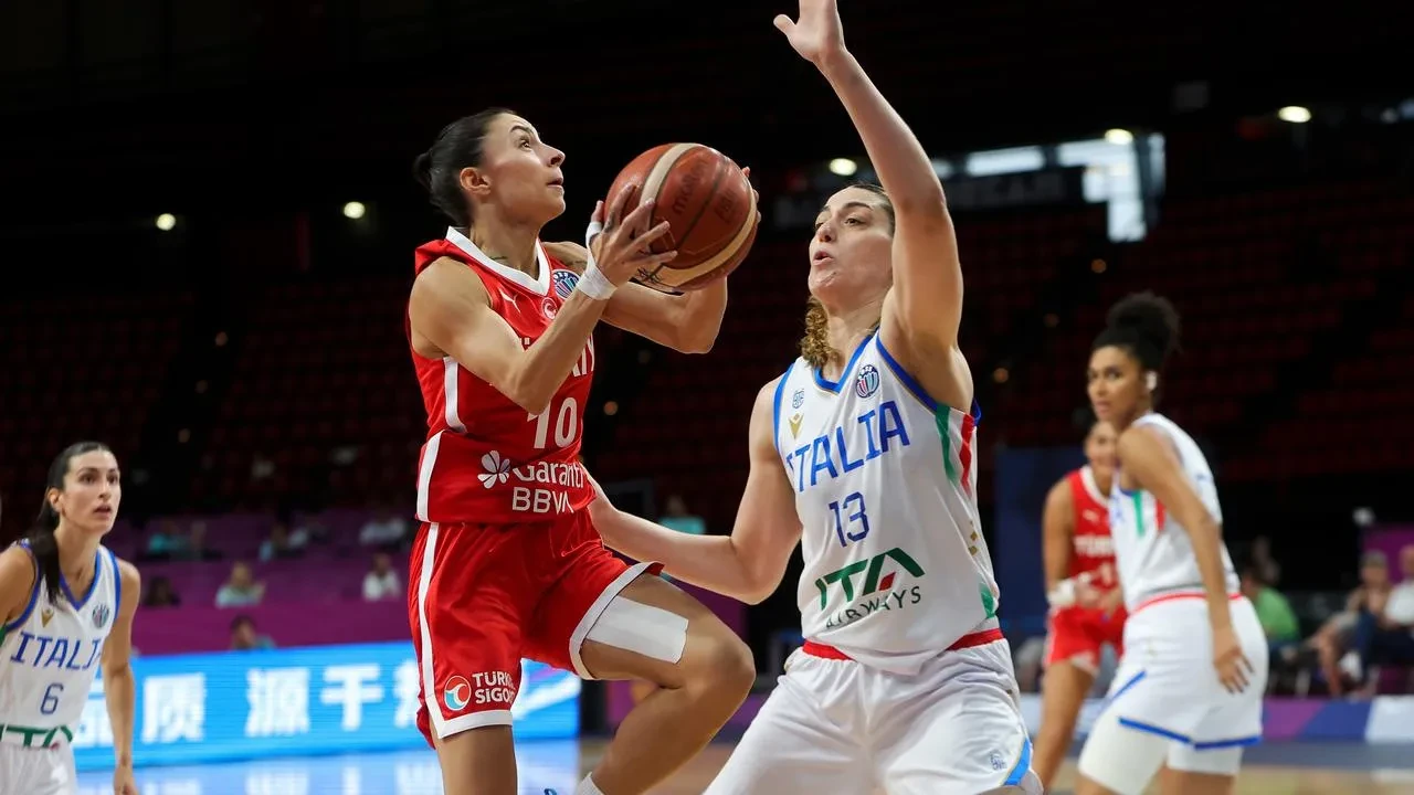 A Milli Kadın Basketbol Takımı İtalyaya uzatmada yenildi