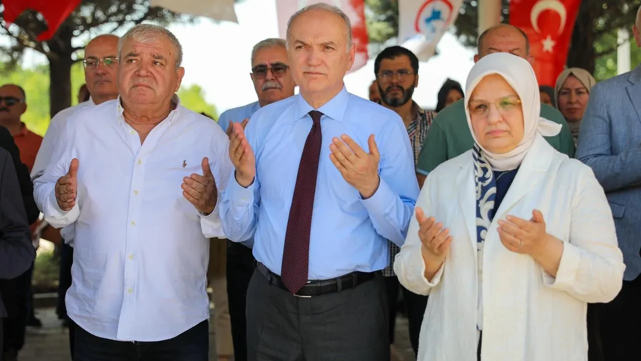 Düzce Şehir Mezarlığına modern taziye binası açıldı