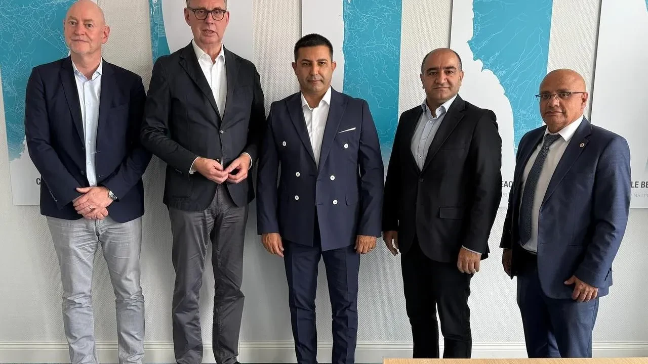 Başkan Günel Berlin turizmcileriyle We Tower projesini inceledi