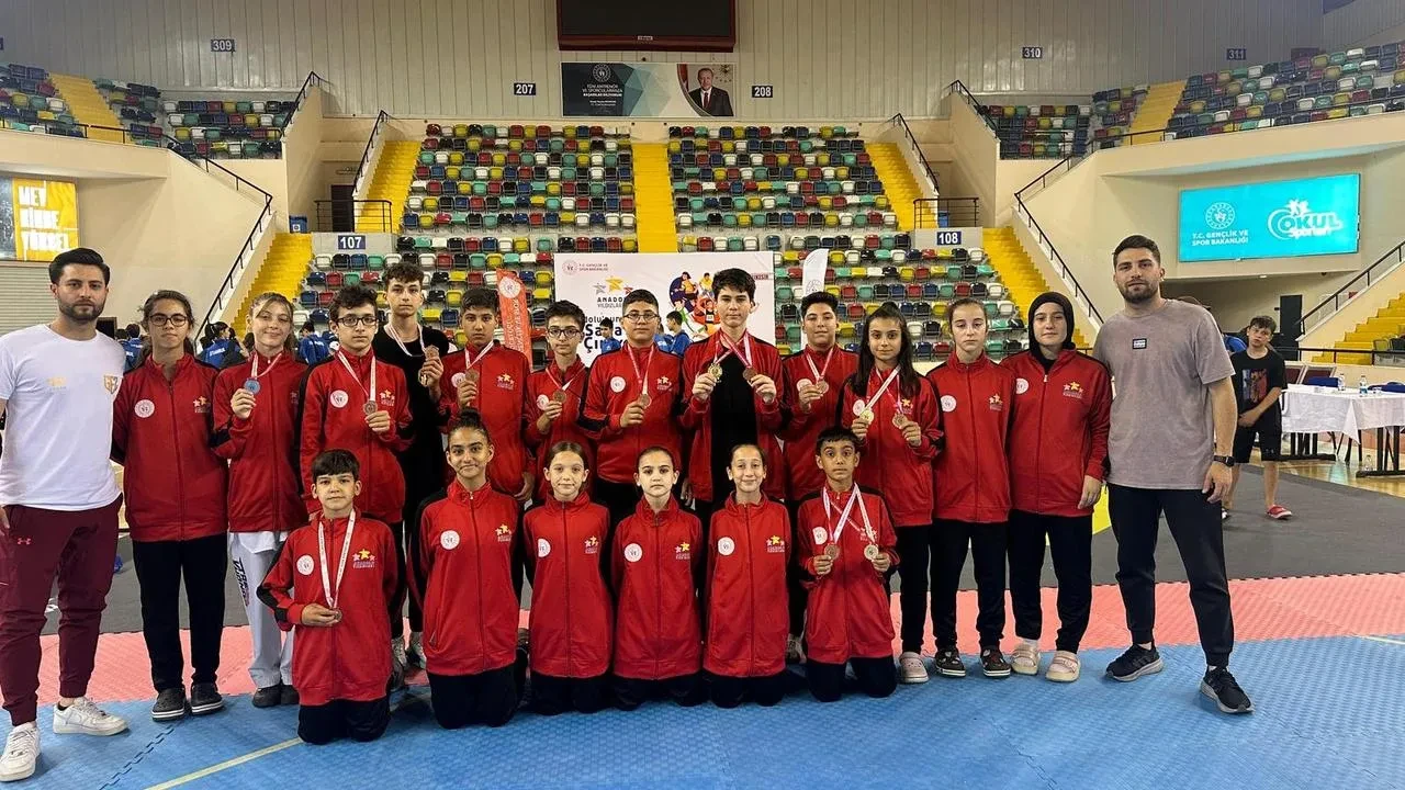 Aydın taekwondo takımı Anadolu Yıldızlar Liginde parladı