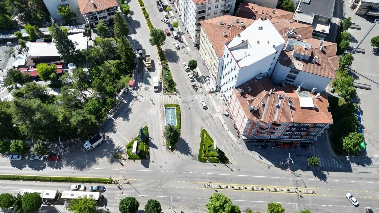 Çorum merkez caddelerinde trafik akışı rahatlayacak