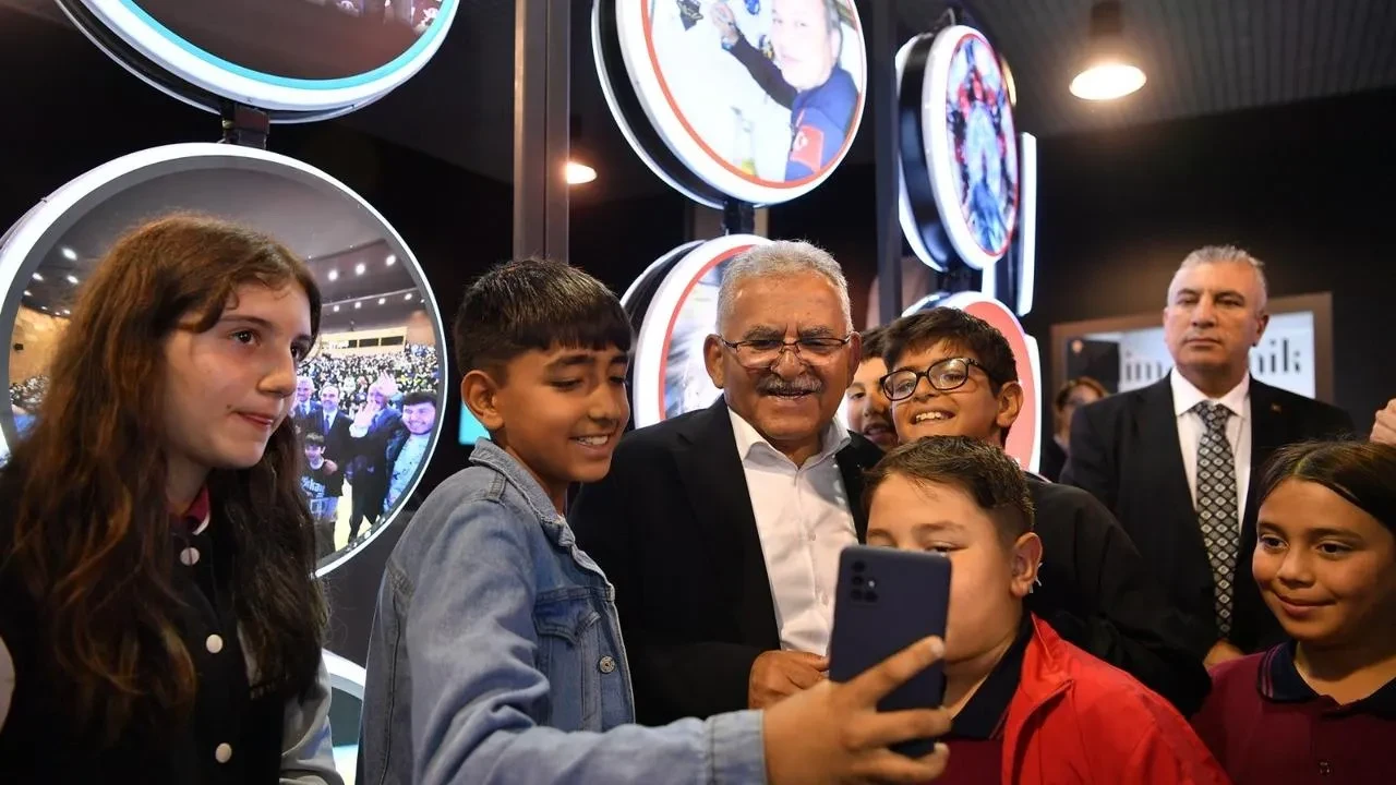 Kayseri Bilim Merkezinde uzay ve fosilleri keşfedin