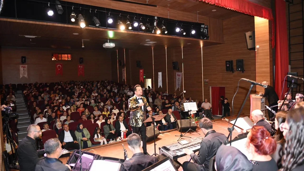 Vezirköprü halkı Anadolu türküleriyle coşkuya ulaştı