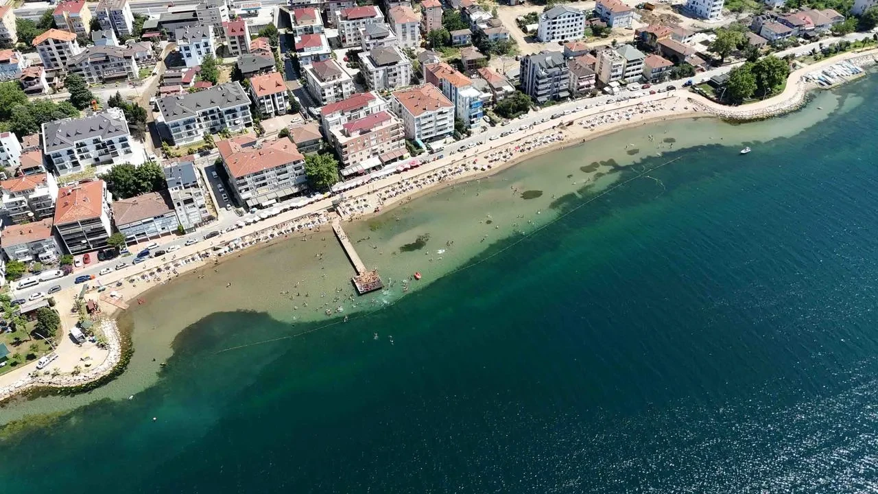 Kocaeli mavi bayraklı plajlar kalite testini geçti