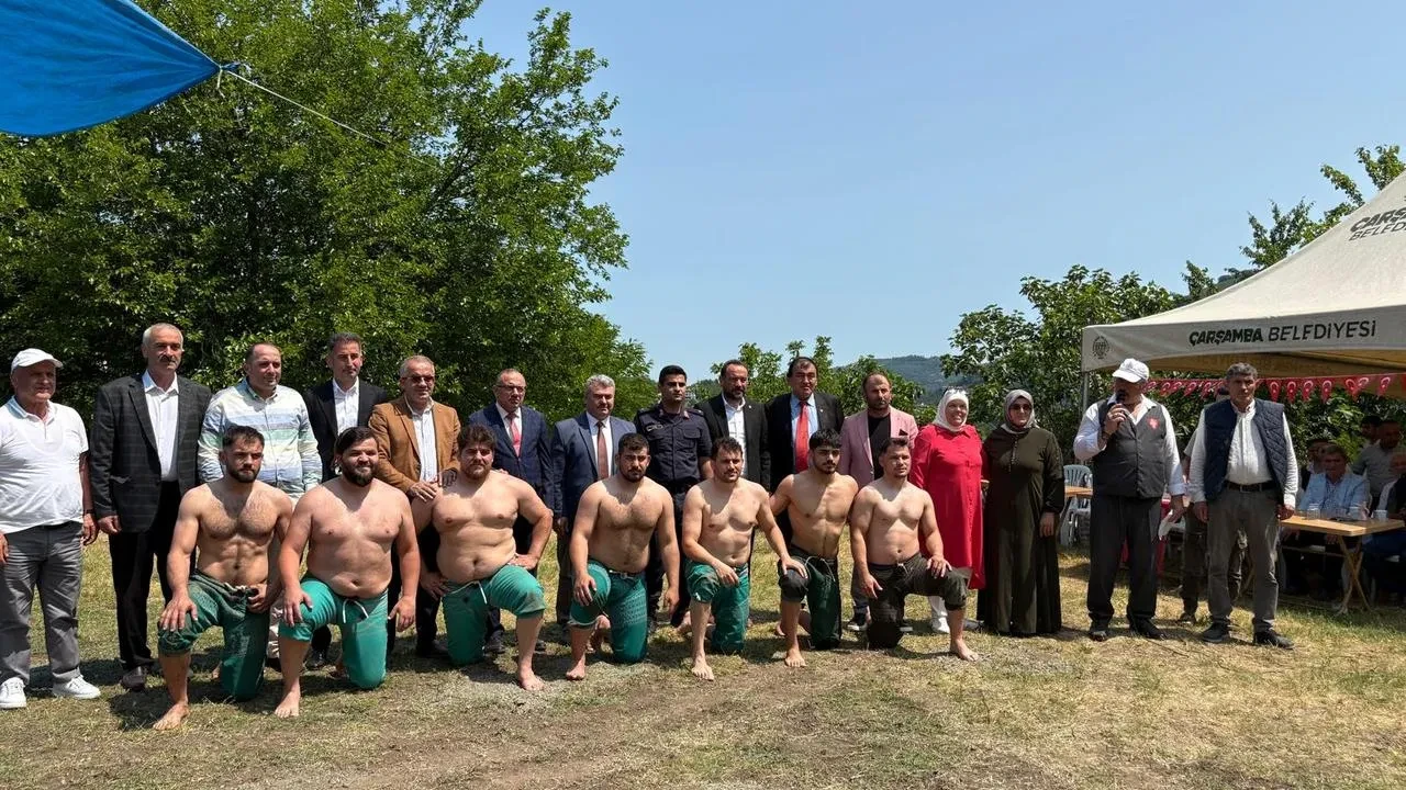 Şehit Hakan Altıkatoğlu için Samsunda güreş geleneği yaşatıldı