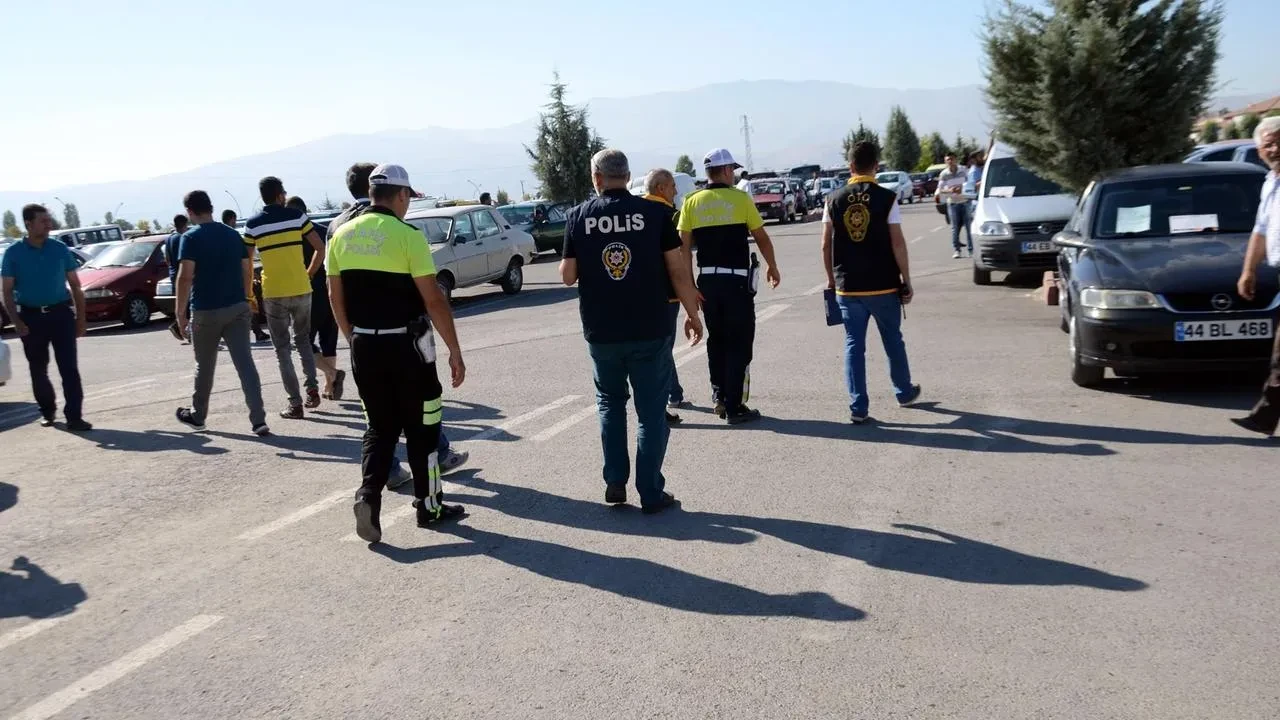 Malatya polisi büyük asayiş operasyonunda suçluları yakaladı