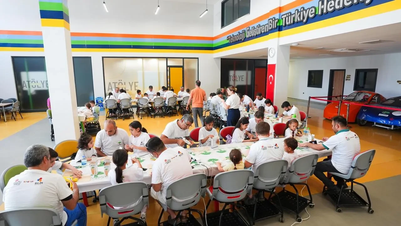 Şehitkamil Belediyesinde babalar ve çocuklar birlikte keşfediyor