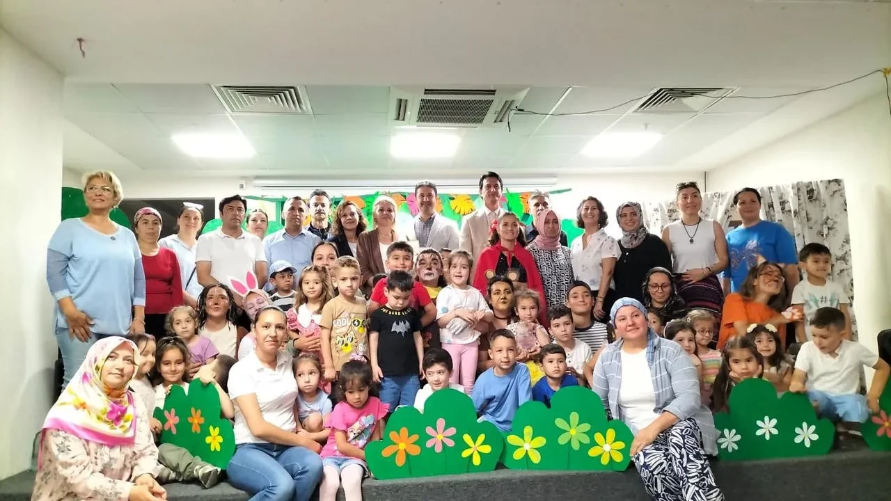 Beyobası Anaokulu velileri Çevreci Kurt oyununda buluştu