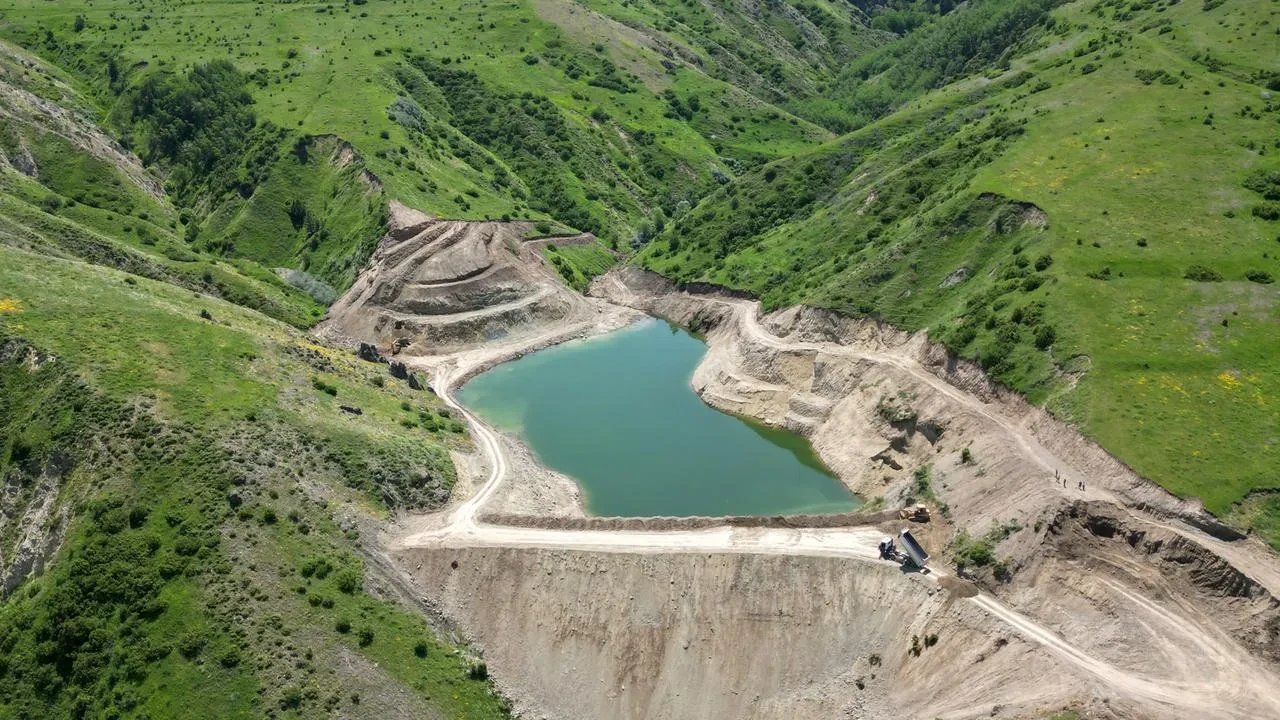 Erzurum Büyükşehir yeni göletlerle tarımı güçlendiriyor
