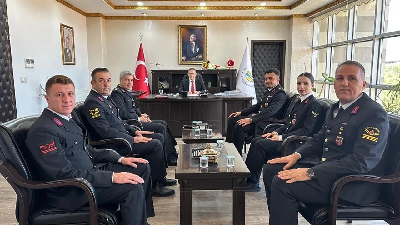 Burhaniye Jandarma Teşkilatı Kaymakam Memişi ziyaret etti