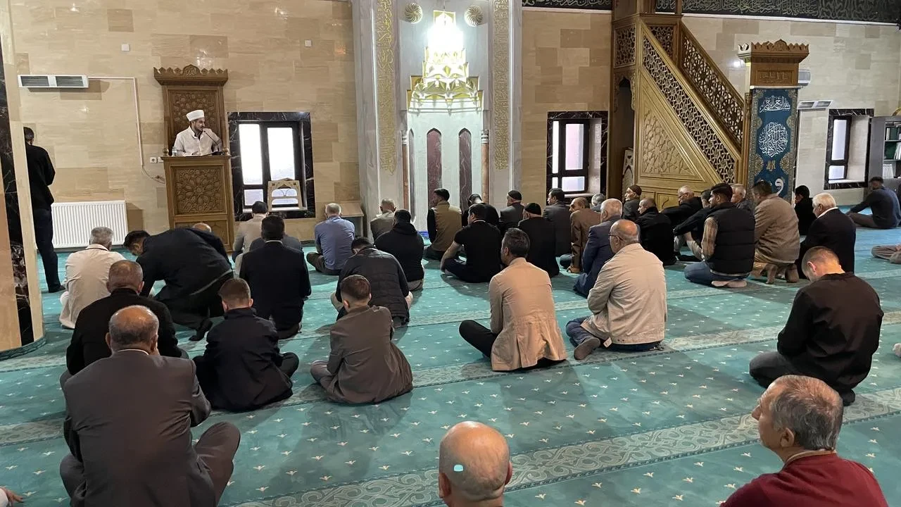 Malazgirt halkı Kurban Bayramını coşkuyla karşıladı