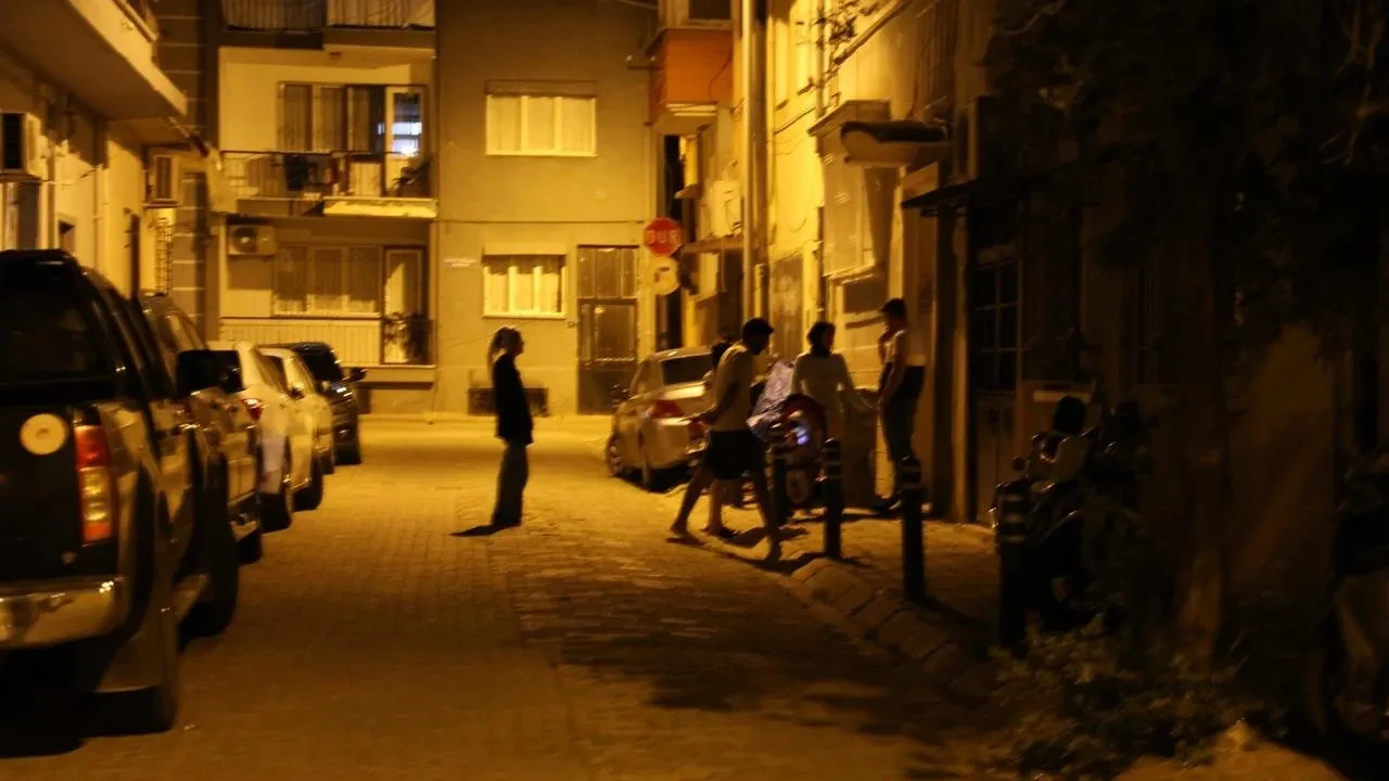 Marmaris ve Aydında 58 büyüklüğünde deprem yaşandı