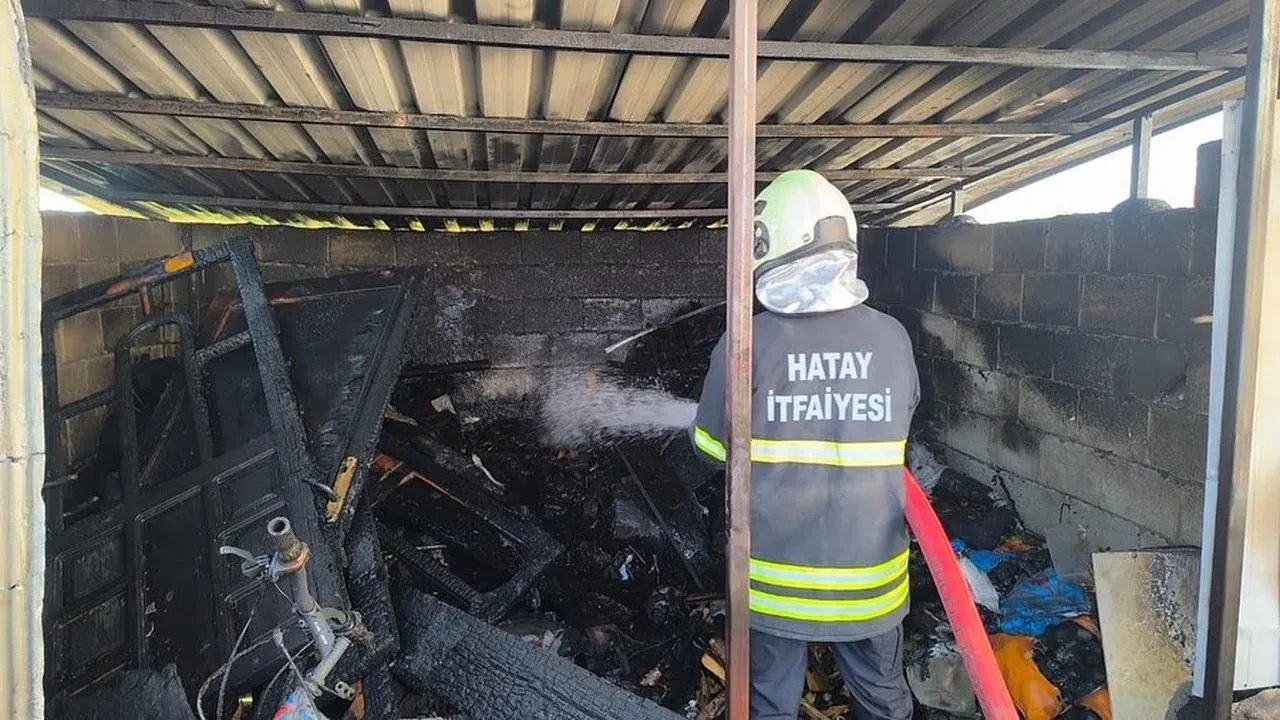 Kırıkhan Karadurmuşlu Mahallesinde tüpler yangından kurtarıldı