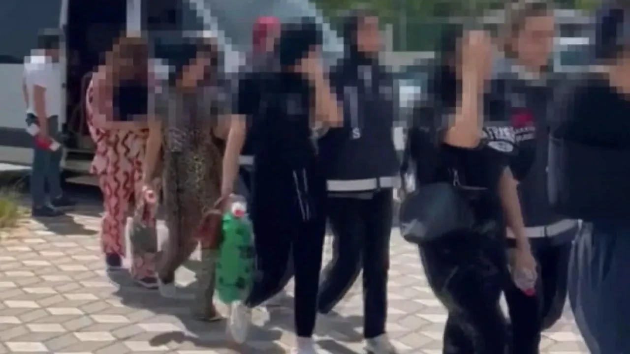 Kocaeli ve İstanbul fuhuş çetesi çökertildi