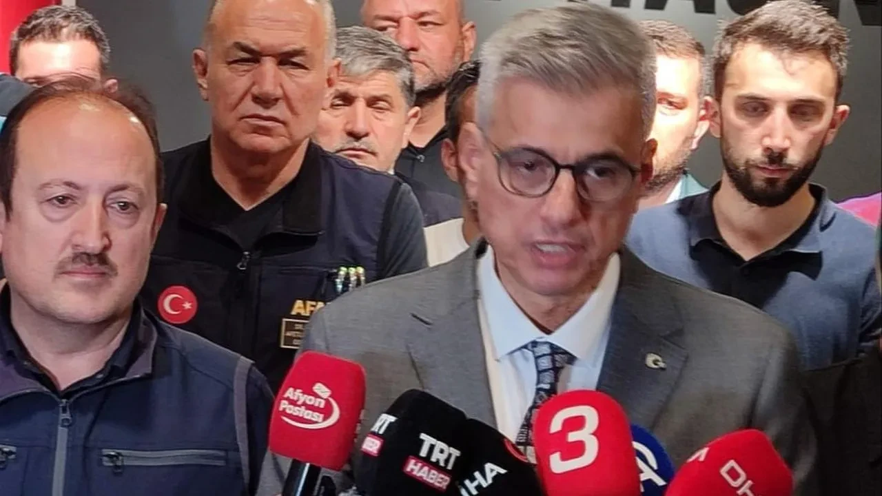 Sağlık Bakanı Kemal Memişoğlu Yanık Hastaları Ziyaret Etti Ankara’da Şehitlerin DNA