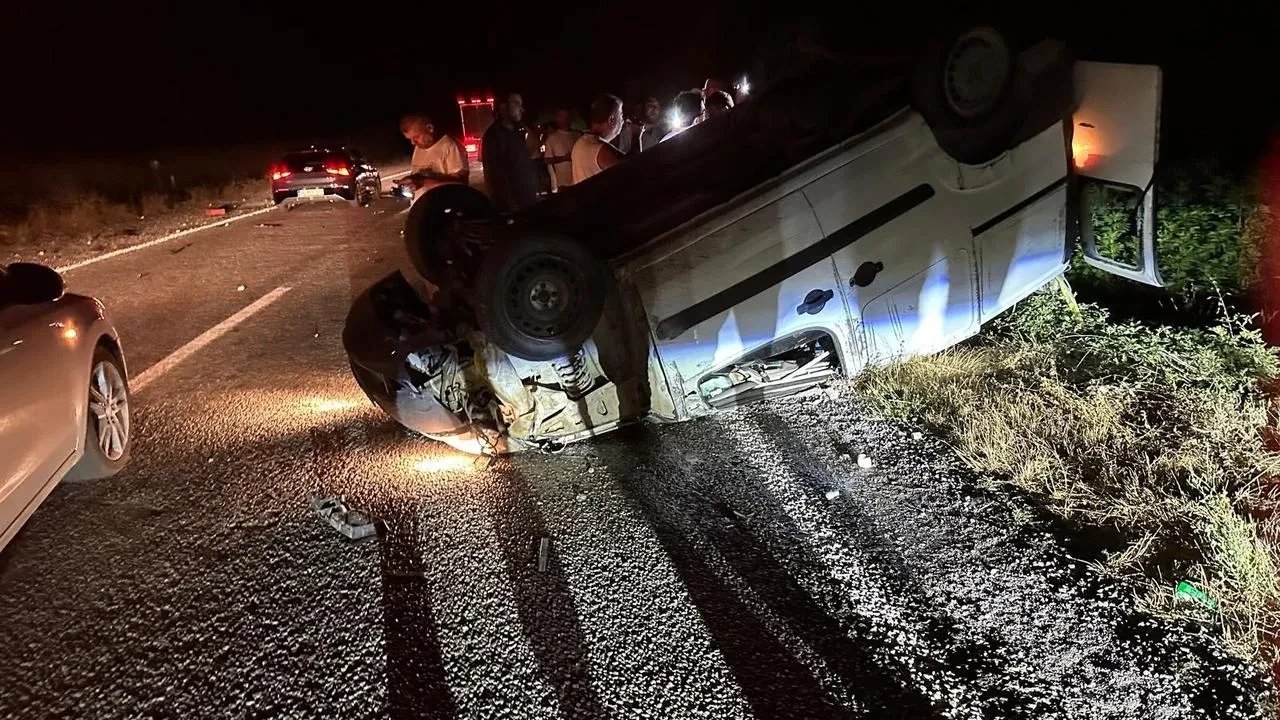 Çaycuma'da Direksiyon Hakimiyetini Kaybeden Otomobil Takla Attı Yaralı Var