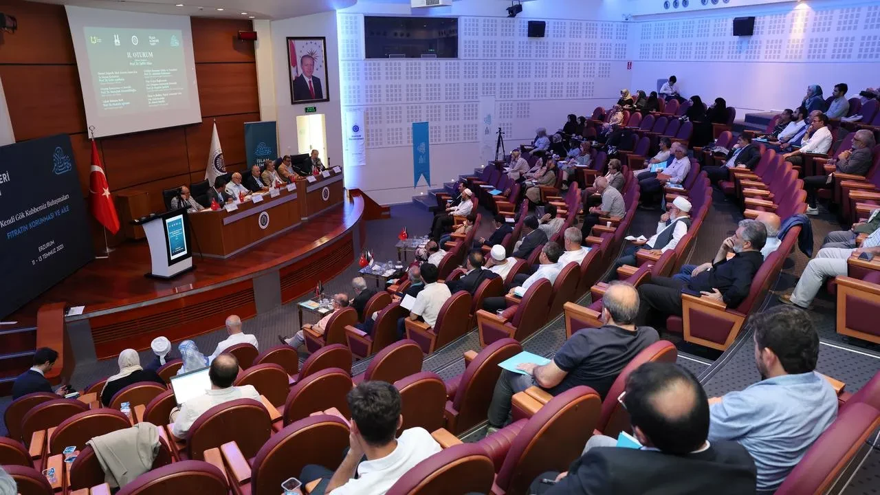 Atatürk Üniversitesi’nde Fıtrat ve Aile Temalı Çalıştay Düzenlendi