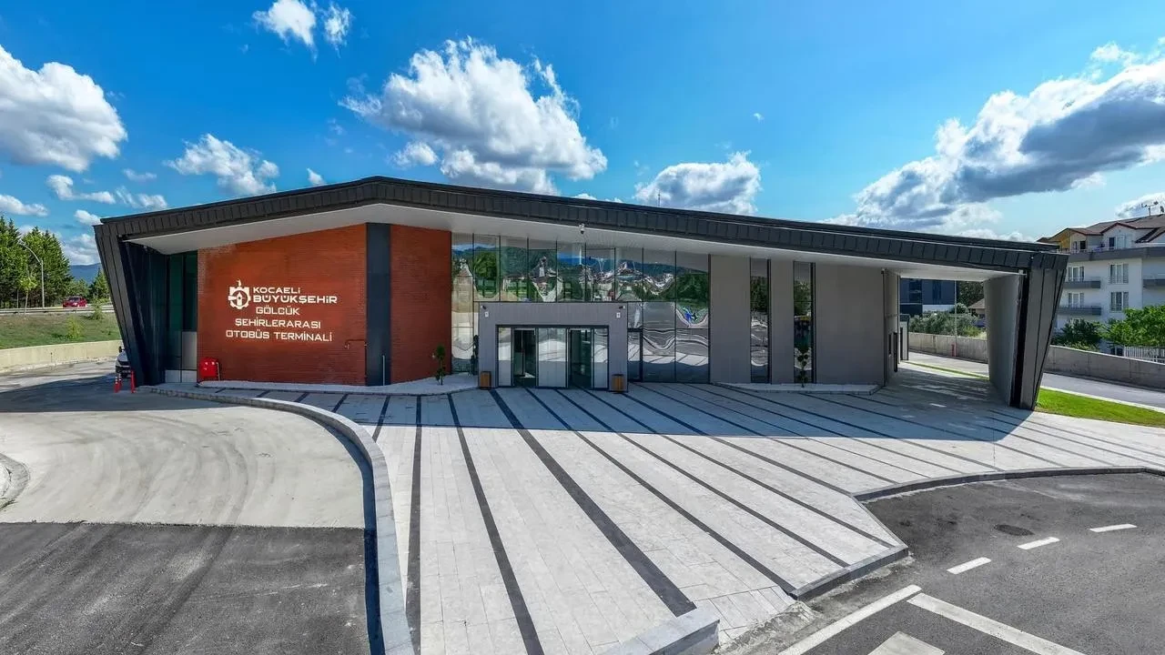 Gölcük Otobüs Terminali bu gece Kocaeli’de hizmete giriyor