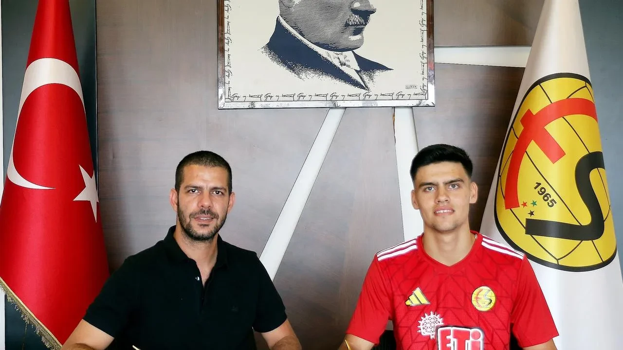 Eskişehirspor Sadullah Kabayel ile yeniden sözleşme imzaladı