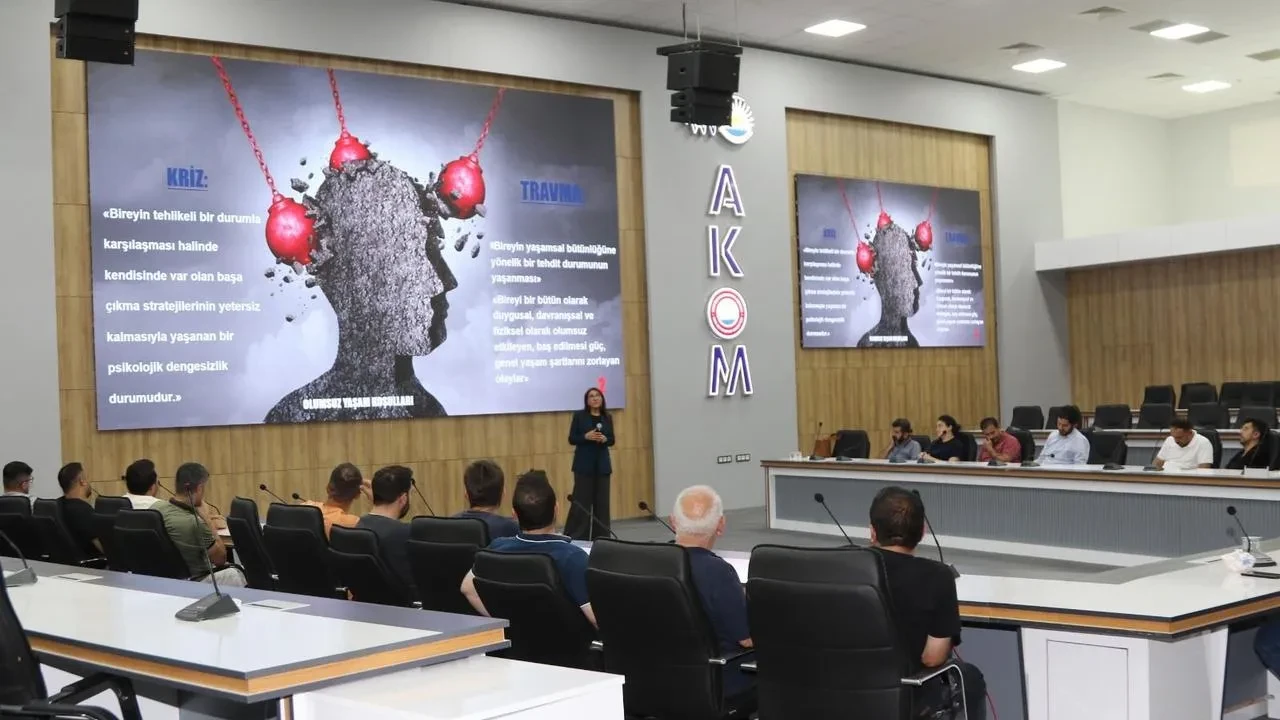 Van Büyükşehir Belediyesi Personeline Psikolojik İlk Yardım Eğitimi Verildi