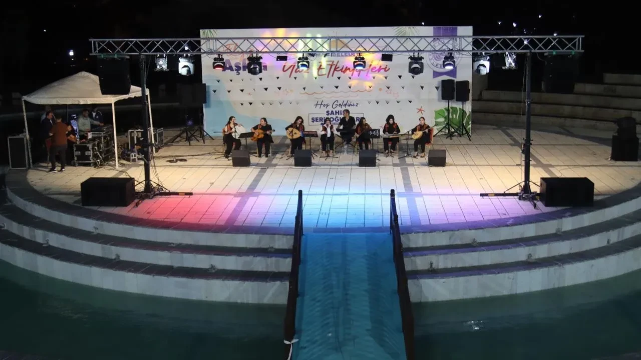 Nağme i Harput Kültür Parkta müzikseverlerle buluştu