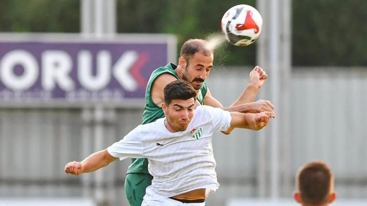 Bursaspor U19 Takımını Hazırlık Maçında 1-0 Mağlup Etti