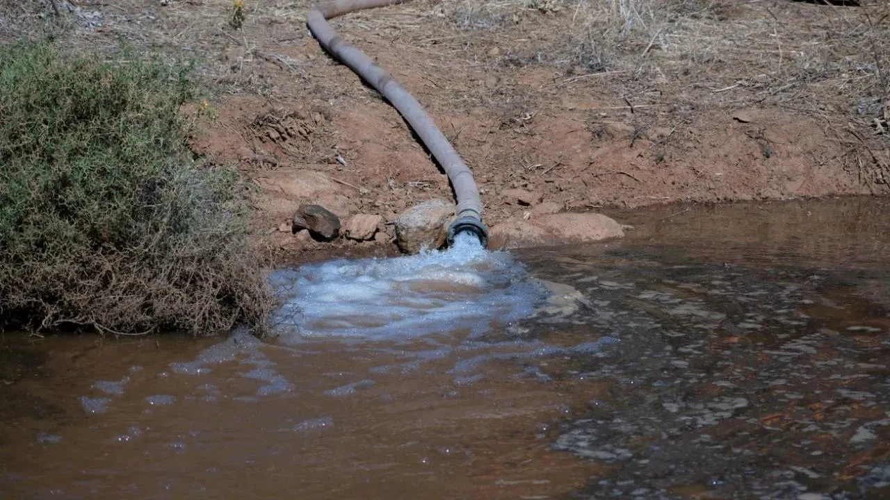 Bodrum Belediyesi göletlere su takviyesi yaparak kuruma riskini önlüyor