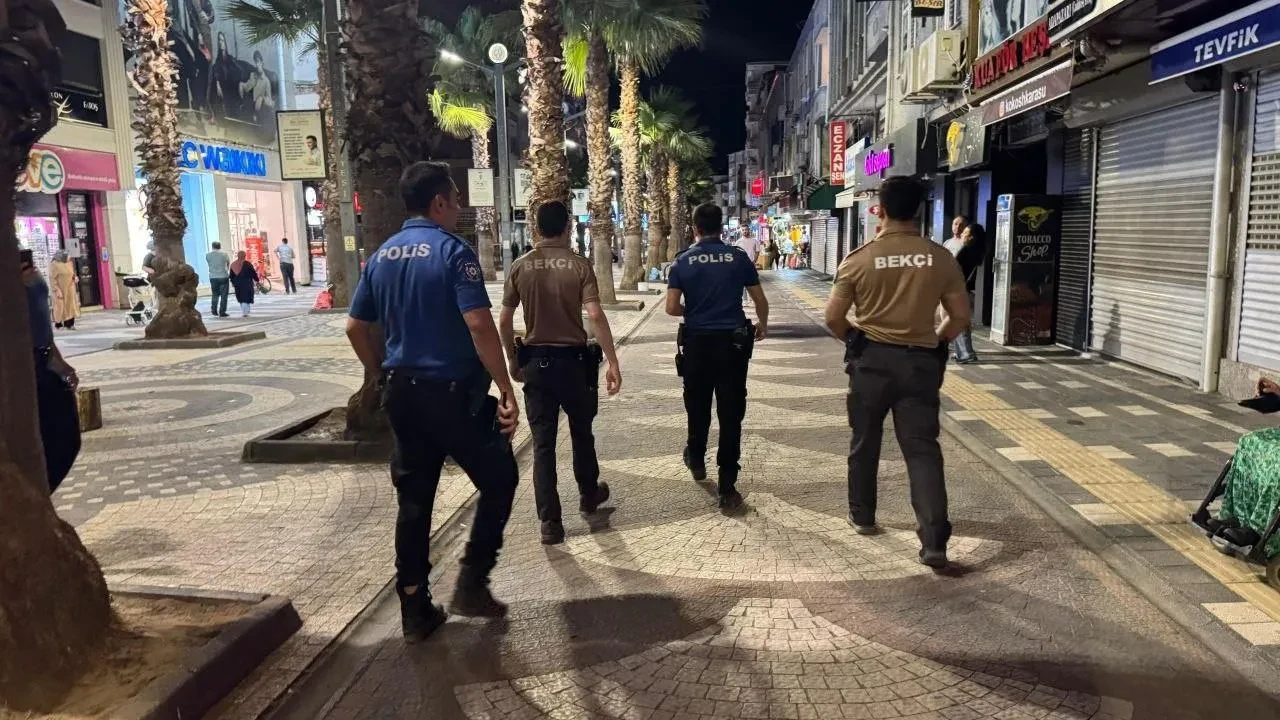 Karasu’da Huzur Uygulamasında İki Şahıs Uyuşturucu İle Yakalandı