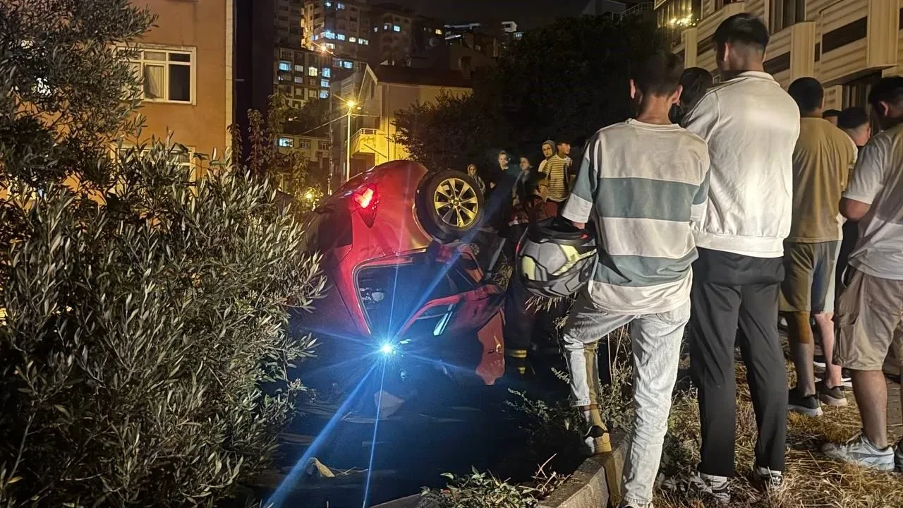 Zonguldak’ta otomobil kömürlüğe düştü sürücü hastaneye kaldırıldı