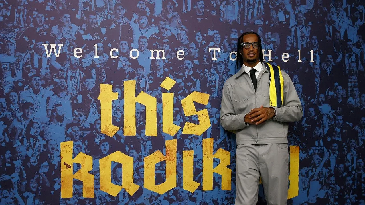 Archie Brown Fenerbahçe'ye transfer olarak Mourinho'nun etkisini vurguladı