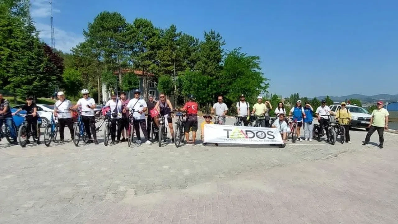 Tavşanlı’da yaza merhaba bisiklet turu coşkuyla kutlandı