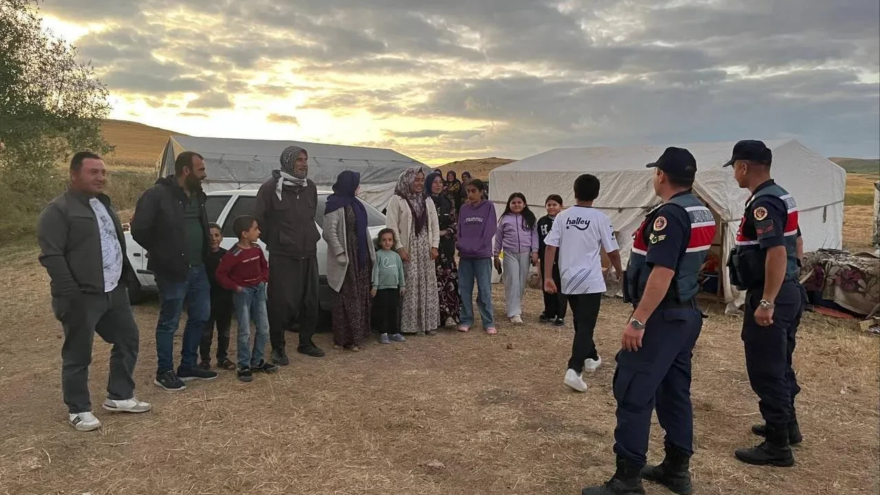 Mevsimlik işçiler Saraykent Jandarmasından güvenlik eğitimi aldı