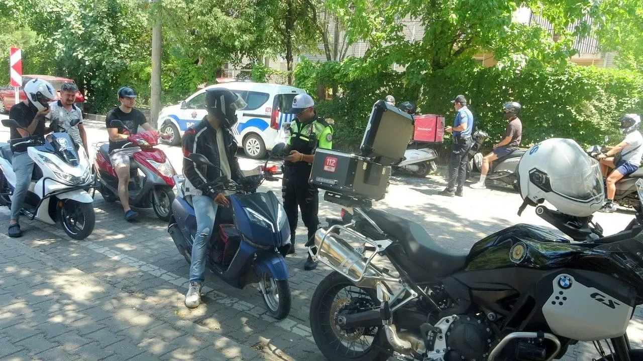 Muğla’da Motosiklet Denetimleri Artırılarak Kask Kullanımı Vurgulandı