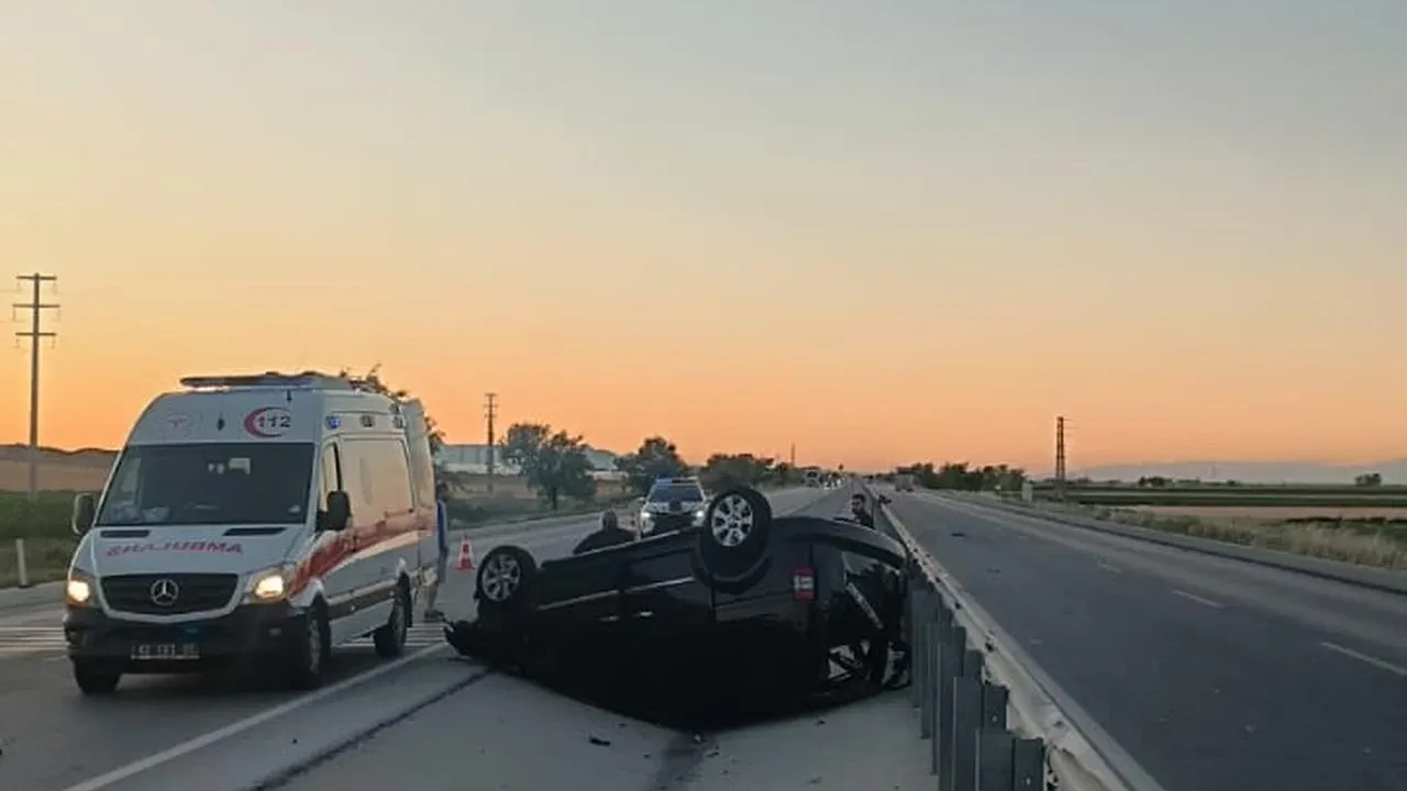 Karapınar yolunda kontrolden çıkan kamyonet dehşet saçtı