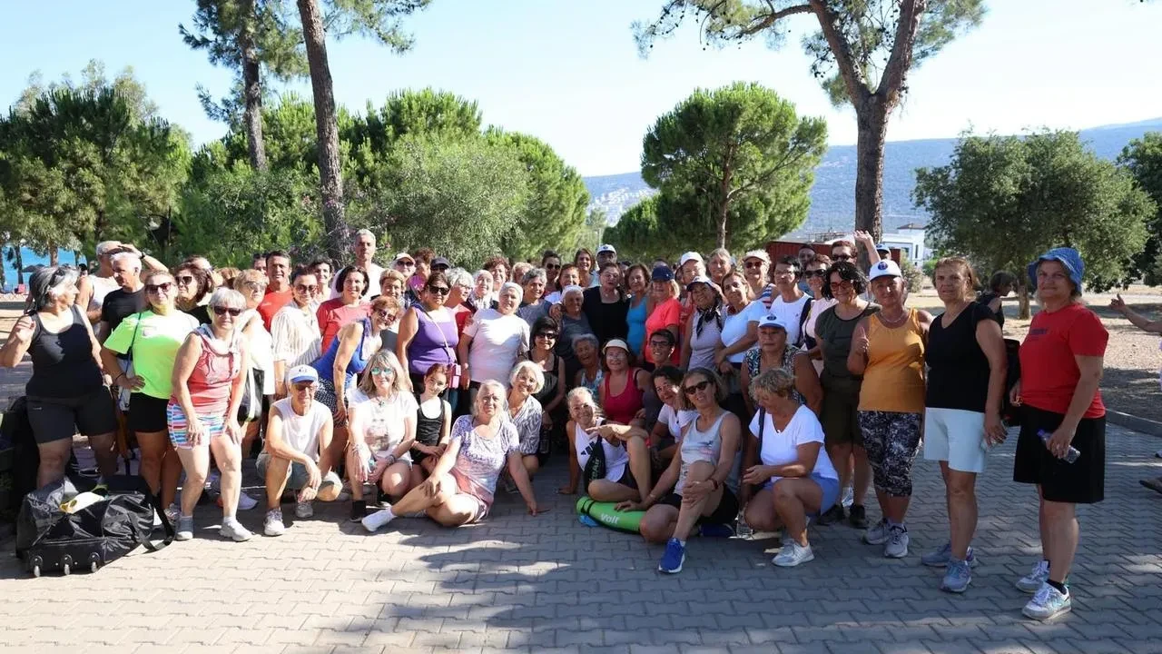 Didim Belediyesi sağlık için ücretsiz sabah sporları başlattı
