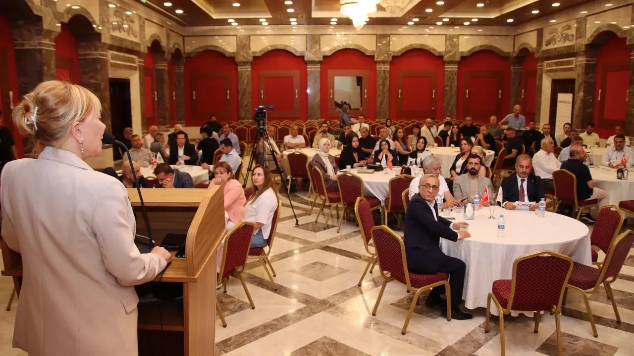 Elazığ’da rekabetçi bölgeler yuvarlak masa toplantısı yoğun katılımla gerçekleşti